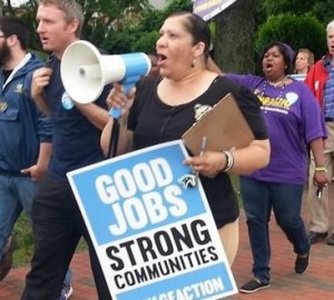 ivette&bullhorn