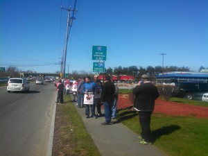 The picket line in West Springfield (WMassP&I)