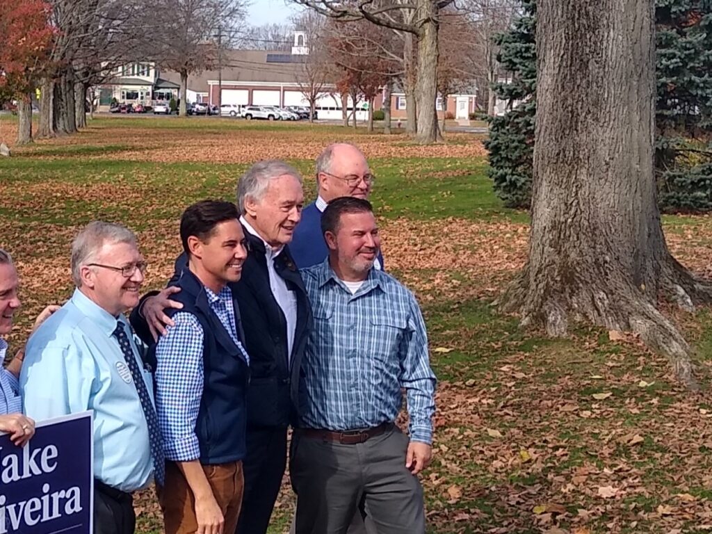 Aaron Saunders Ed Markey Jake Oliveira