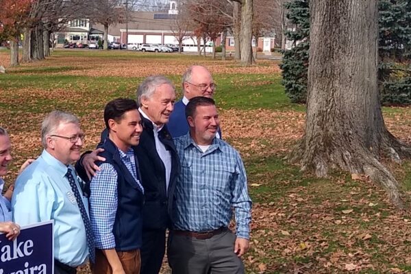 Aaron Saunders Ed Markey Jake Oliveira